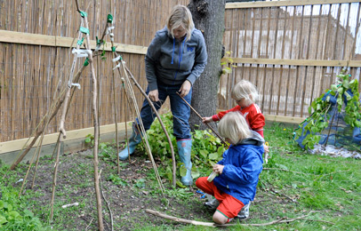 Children, Families and Communities Research