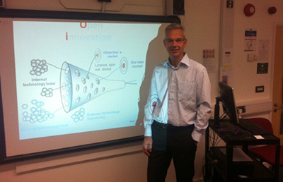 Geert Duysters giving a presentation at the centre launch