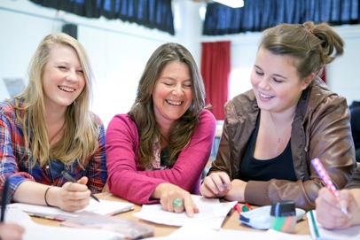 Photo of sociology students with lecturer