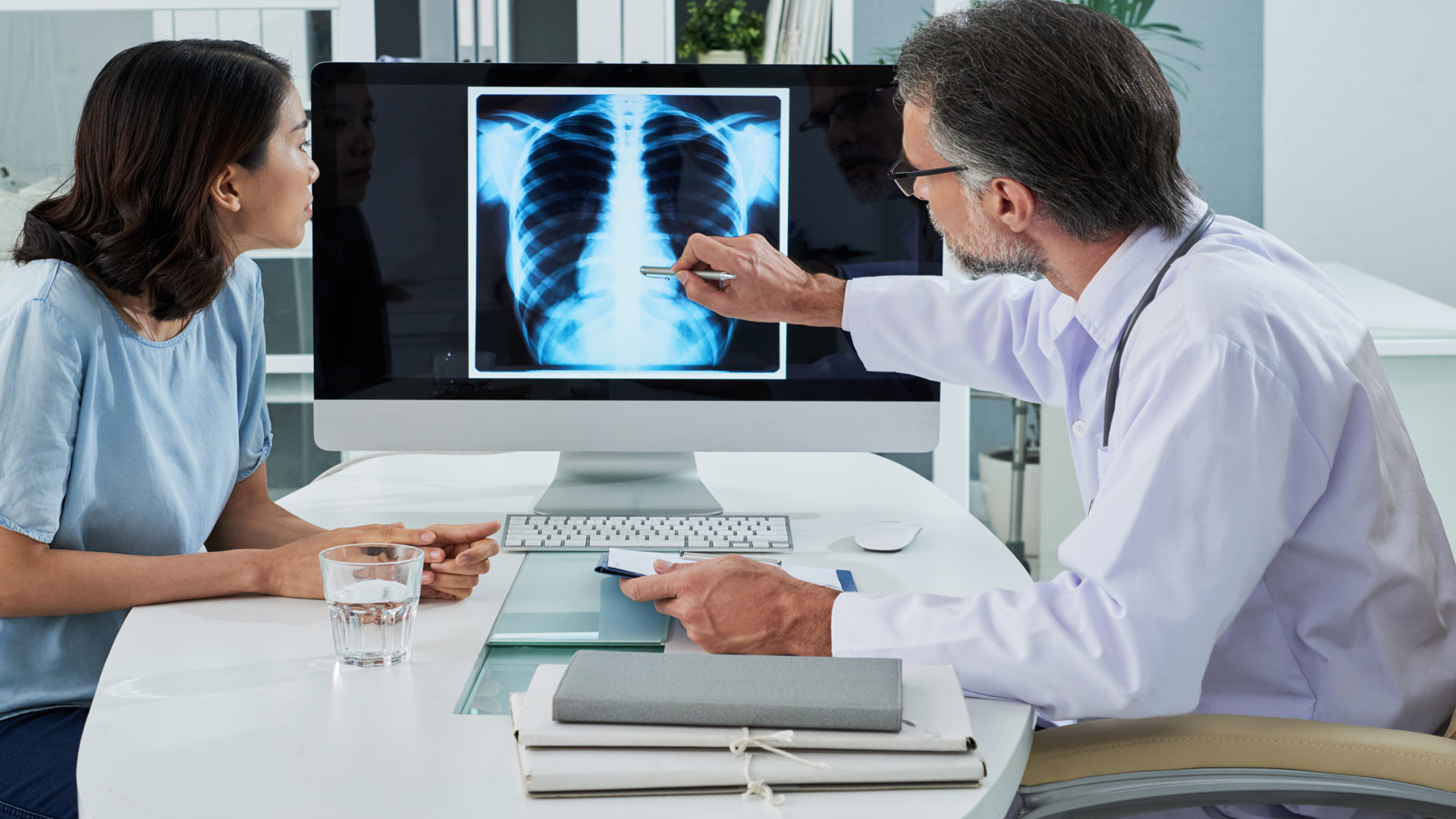 Research shows immediate reporting of chest Xrays can cut lung cancer